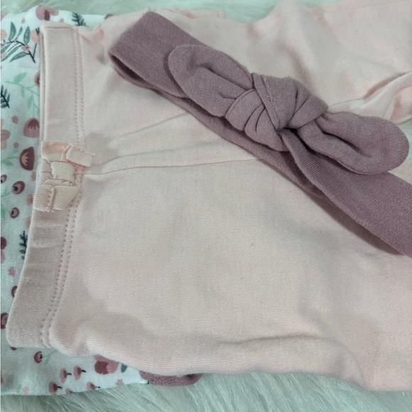 Baby Gap Kyle & Deena Onesies and Pants with Headband 0-3 Month - Picture 4 of 5